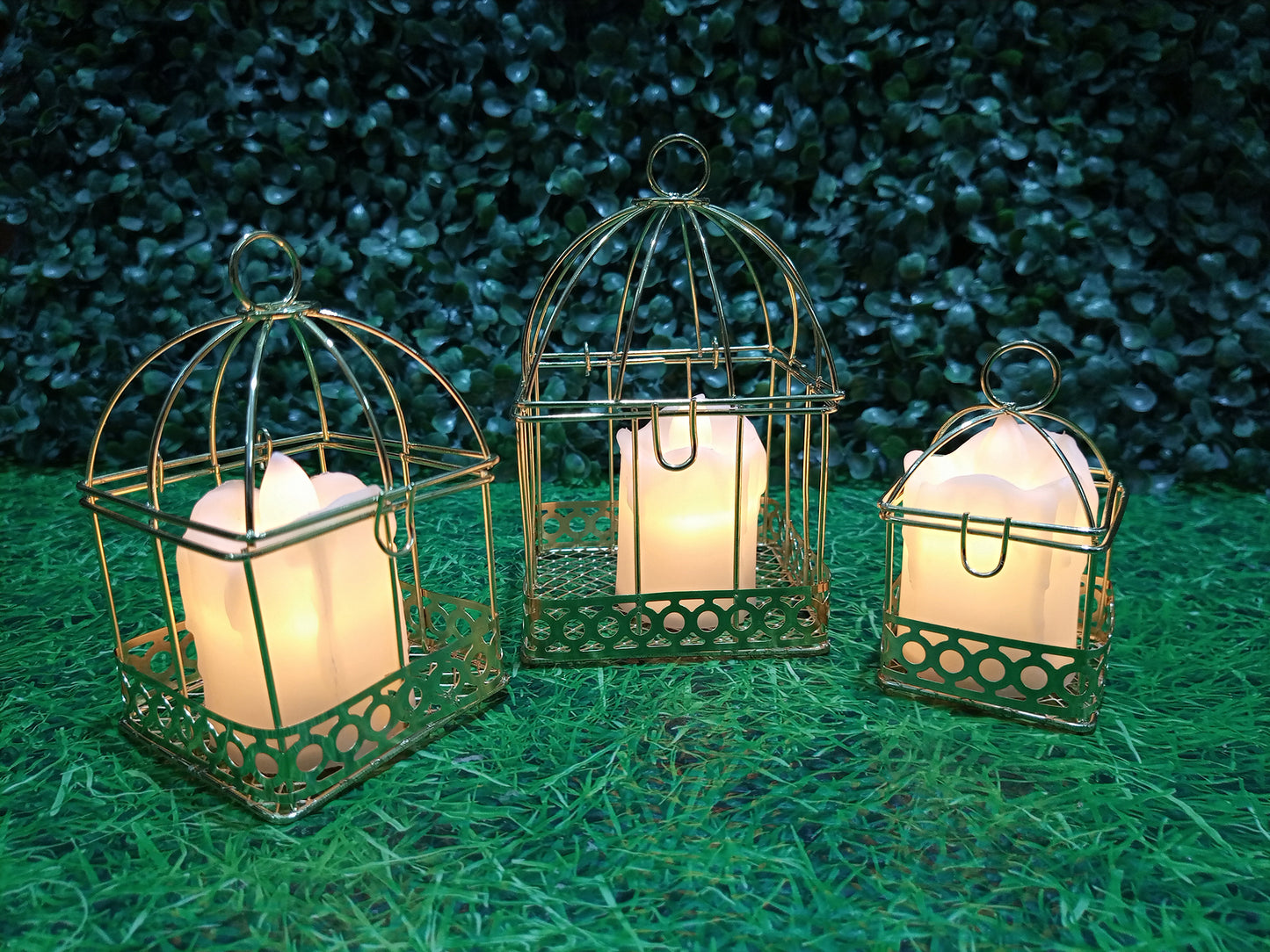 3Pcs Wedding Birdcages Gift Card Holder Decorative Gold Metal Wall Hanging Laterns, Candelabros Hollow Hanging Bird Cage Candle Holder Chandelier Lantern Home Garden Decorations
