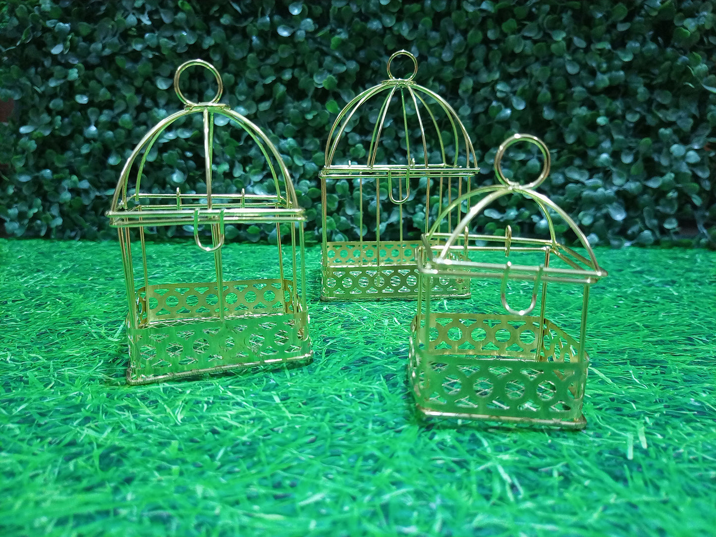 3Pcs Wedding Birdcages Gift Card Holder Decorative Gold Metal Wall Hanging Laterns, Candelabros Hollow Hanging Bird Cage Candle Holder Chandelier Lantern Home Garden Decorations