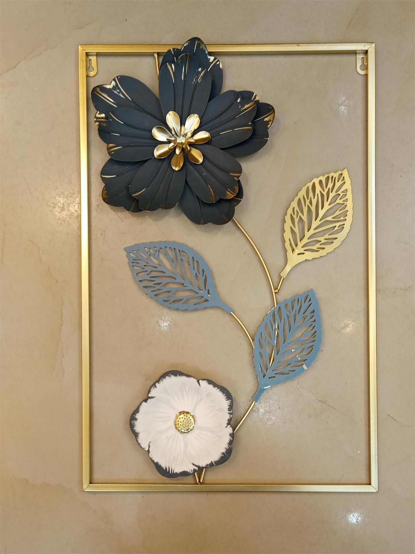 Durable 23.5" x 15.5" Metal Panels for Modern Interior & Exterior Designs