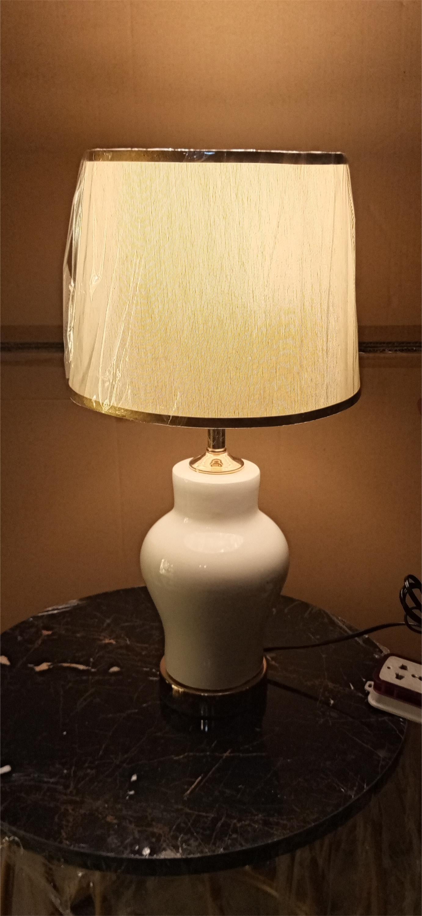 Premium Handmade Ceramic Table Lamp – Modern Decorative Lighting for Living Room, Bedroom, Office – High-Quality Glazed Finish
