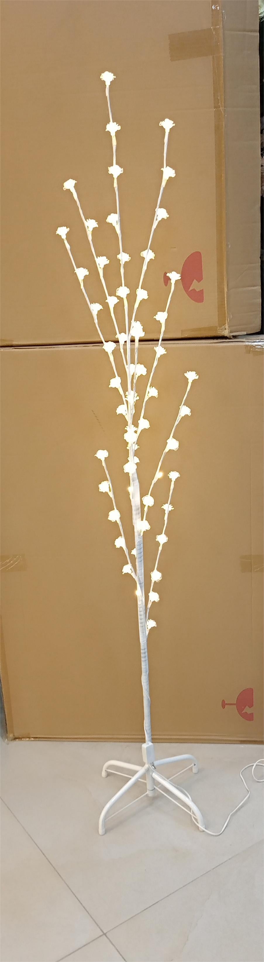 Modern LED Tree Lamp – Aesthetic Light Decor for Stylish Interiors, Living Room or Wedding Decor